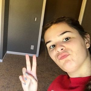 Meet your Posher, Sierra